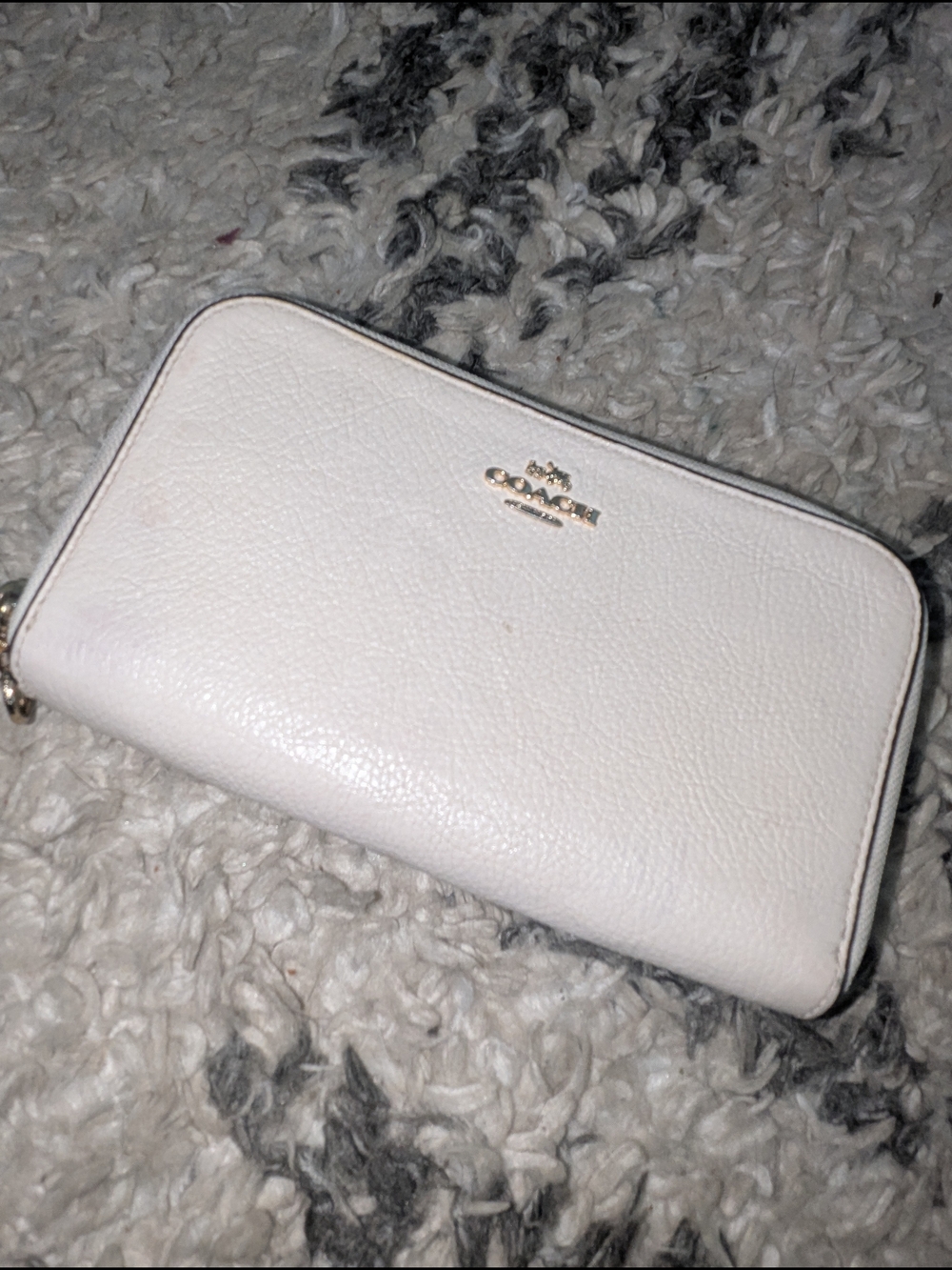Coach Pebbled Leather Zip Wallet in Light Pink
